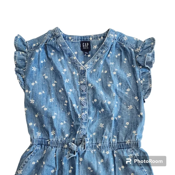 Girls Gap Chambray romper size 4 years. Shorts. - Picture 5 of 7